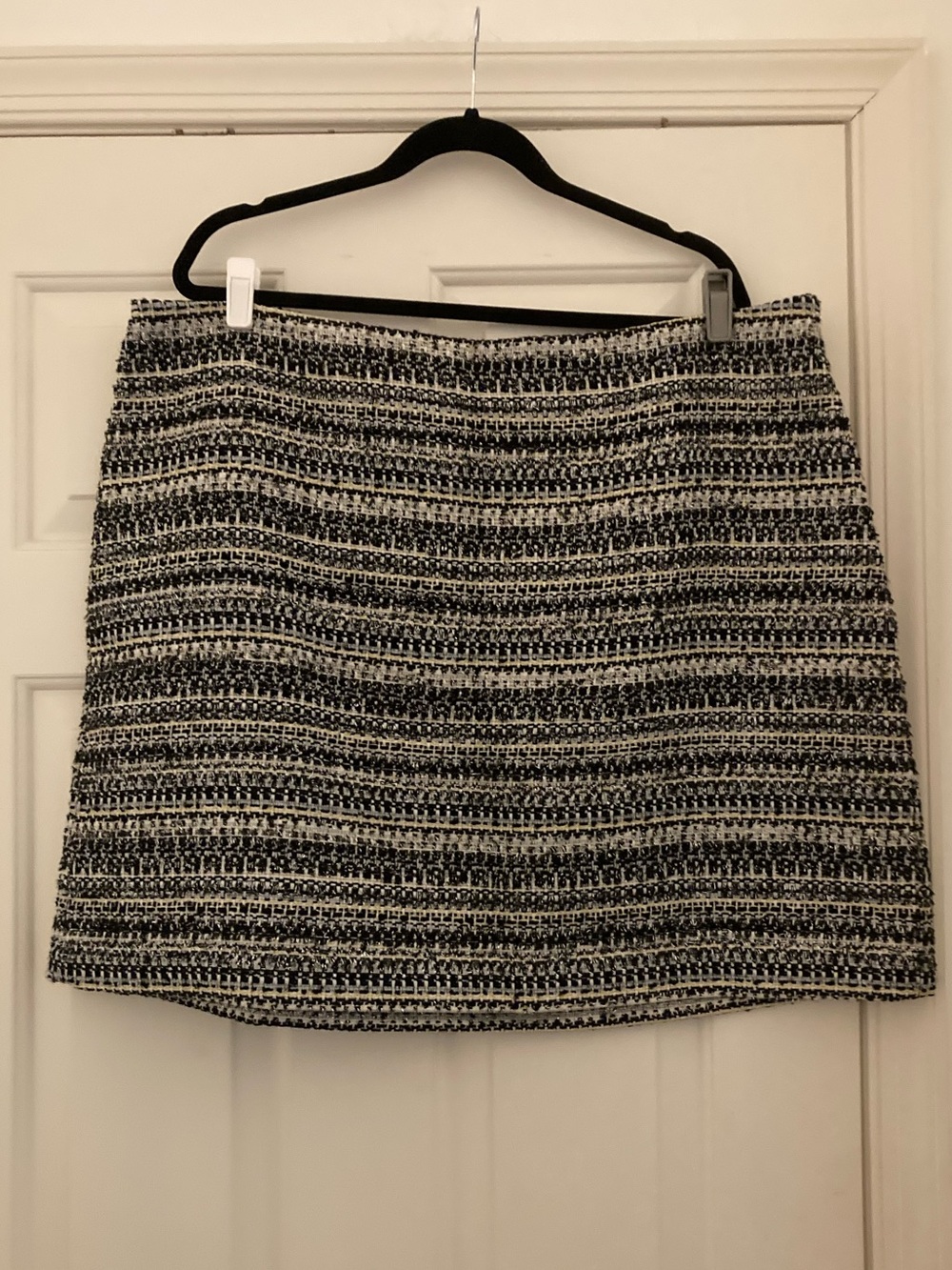 LOFT Plus Black and White Tweed Mini Skirt